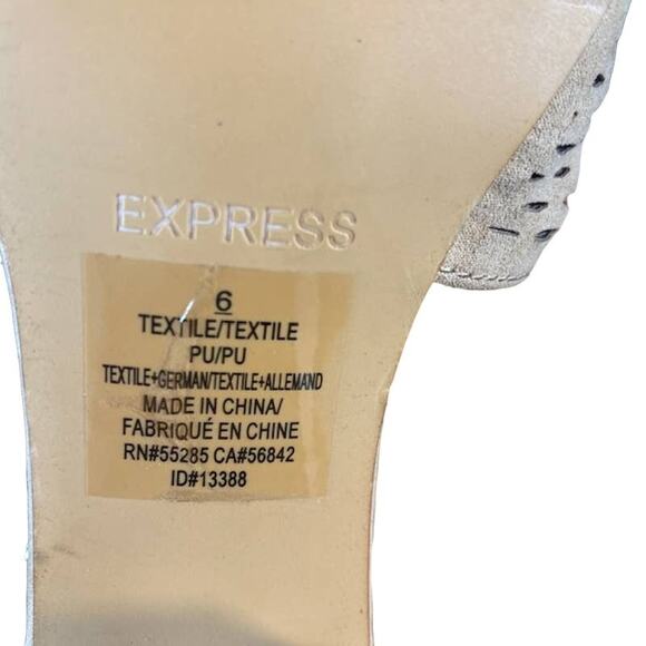 Express Tan Faux Suede Perforated Open Toe Ankle Strap Block Heel Women SZ 6 - Picture 5 of 14